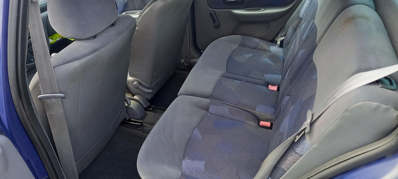 CLIO SANS CONTROLE TECHNIQUE - 차량 : 사진 4 CLIO SANS CONTROLE TECHNIQUE - 차량 : 사진 4