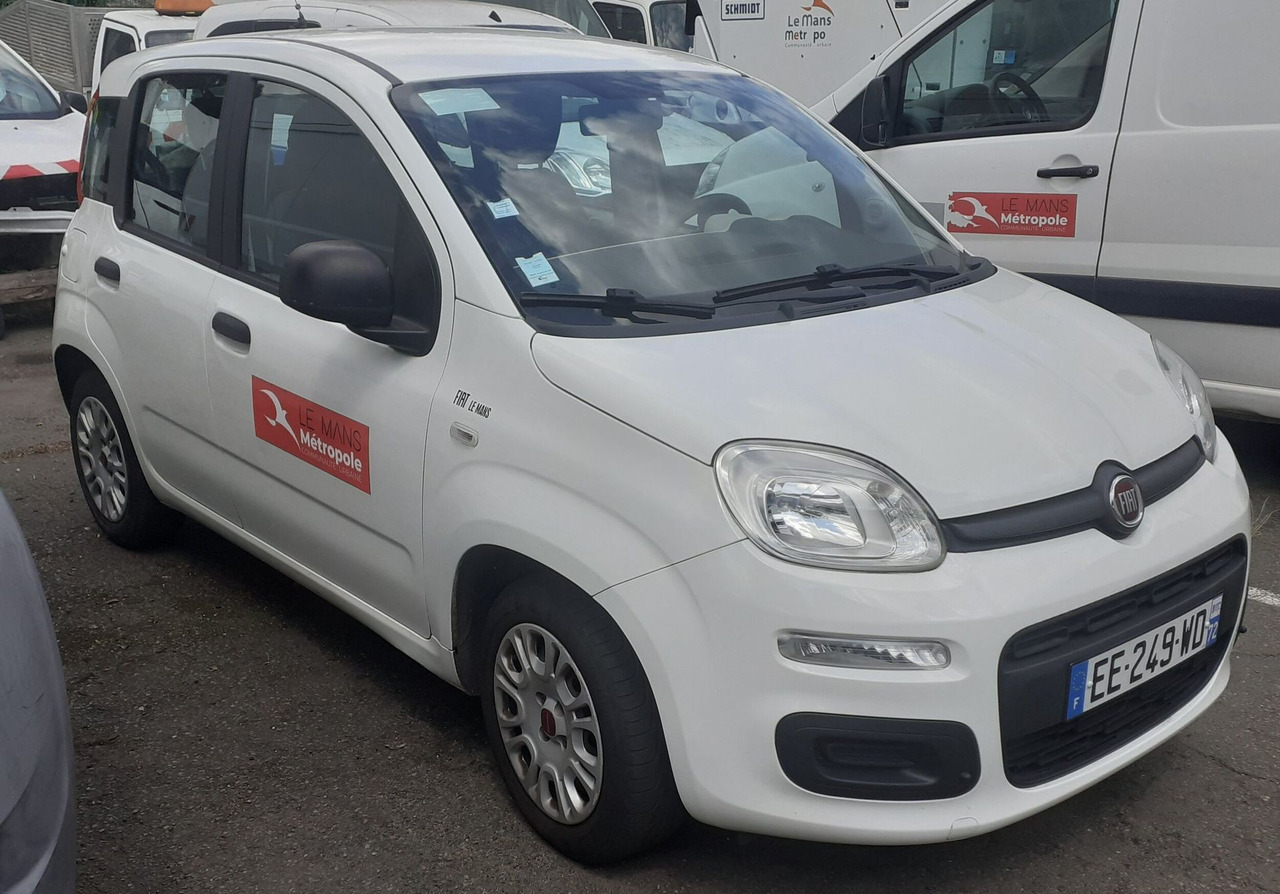 EE-249-72 - FIAT Panda Easy 1.2 - 차량 : 사진 1 EE-249-72 - FIAT Panda Easy 1.2 - 차량 : 사진 1