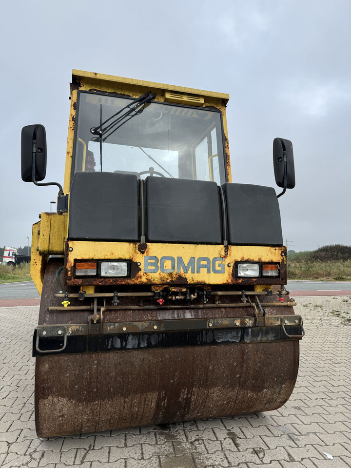 Bomag BW 151 AC-2 - 콤비네이션 롤러 : 사진 3 Bomag BW 151 AC-2 - 콤비네이션 롤러 : 사진 3