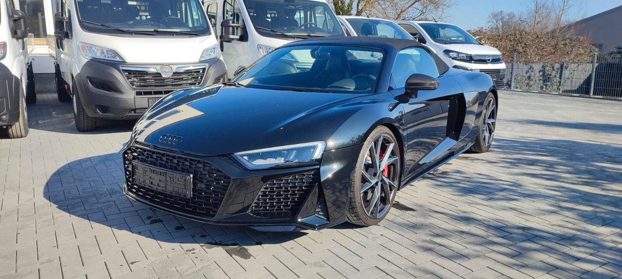 Audi R8 Spyder 5.2 FSI RWD performance - 컨버터블 : 사진 3 Audi R8 Spyder 5.2 FSI RWD performance - 컨버터블 : 사진 3