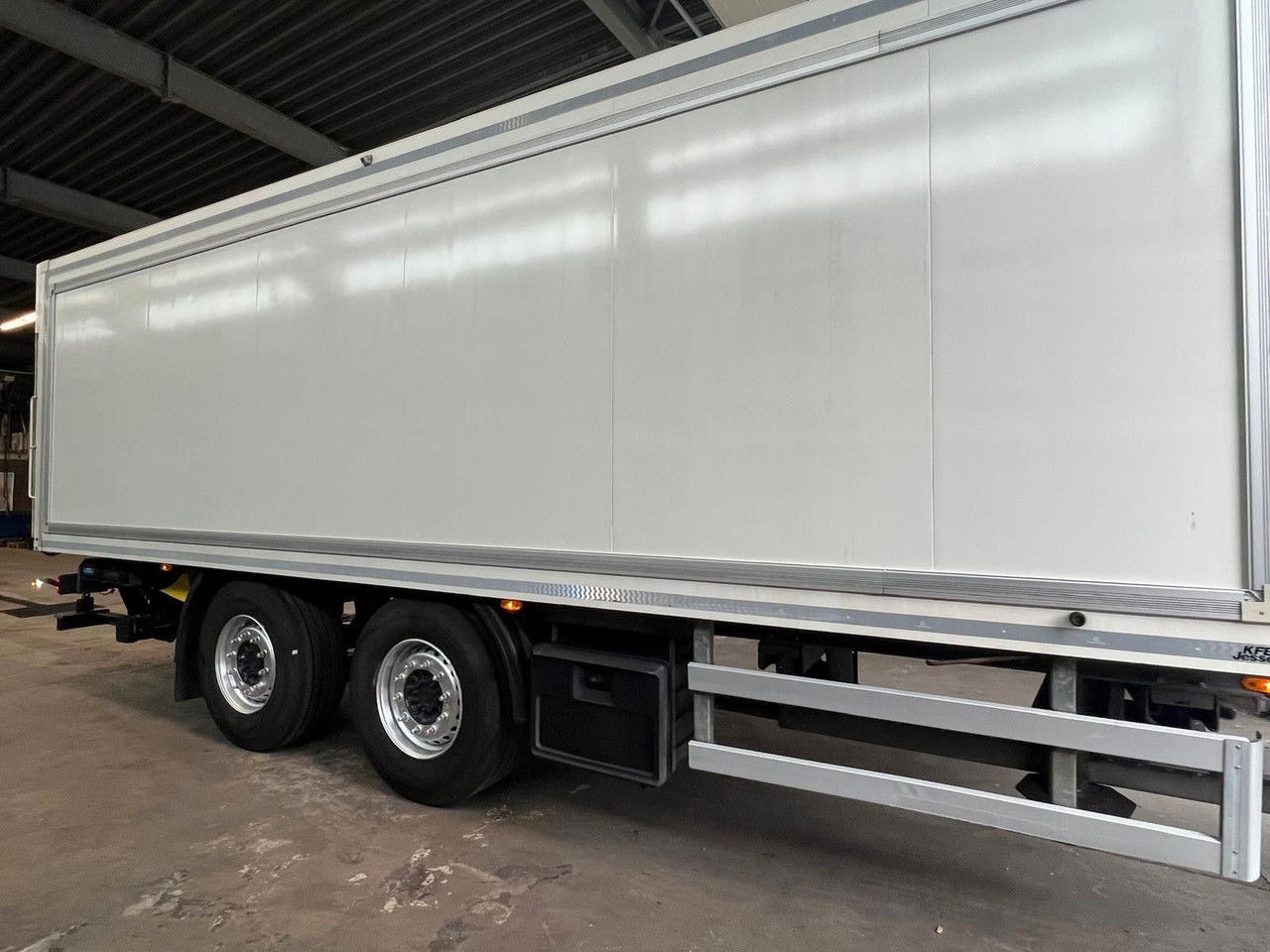 Mercedes-Benz Actros 2543 Komplettzug Voll-Luft - Lange Koffer - 박스 트럭 : 사진 5 Mercedes-Benz Actros 2543 Komplettzug Voll-Luft - Lange Koffer - 박스 트럭 : 사진 5