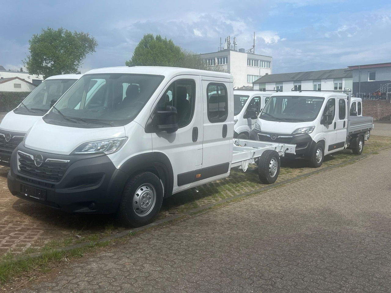 Opel Movano DoKa Kipper-Pritsche- L3H2 3,5t Edition Vermietung möglich - 덤프 밴, 콤비 밴 : 사진 3 Opel Movano DoKa Kipper-Pritsche- L3H2 3,5t Edition Vermietung möglich - 덤프 밴, 콤비 밴 : 사진 3