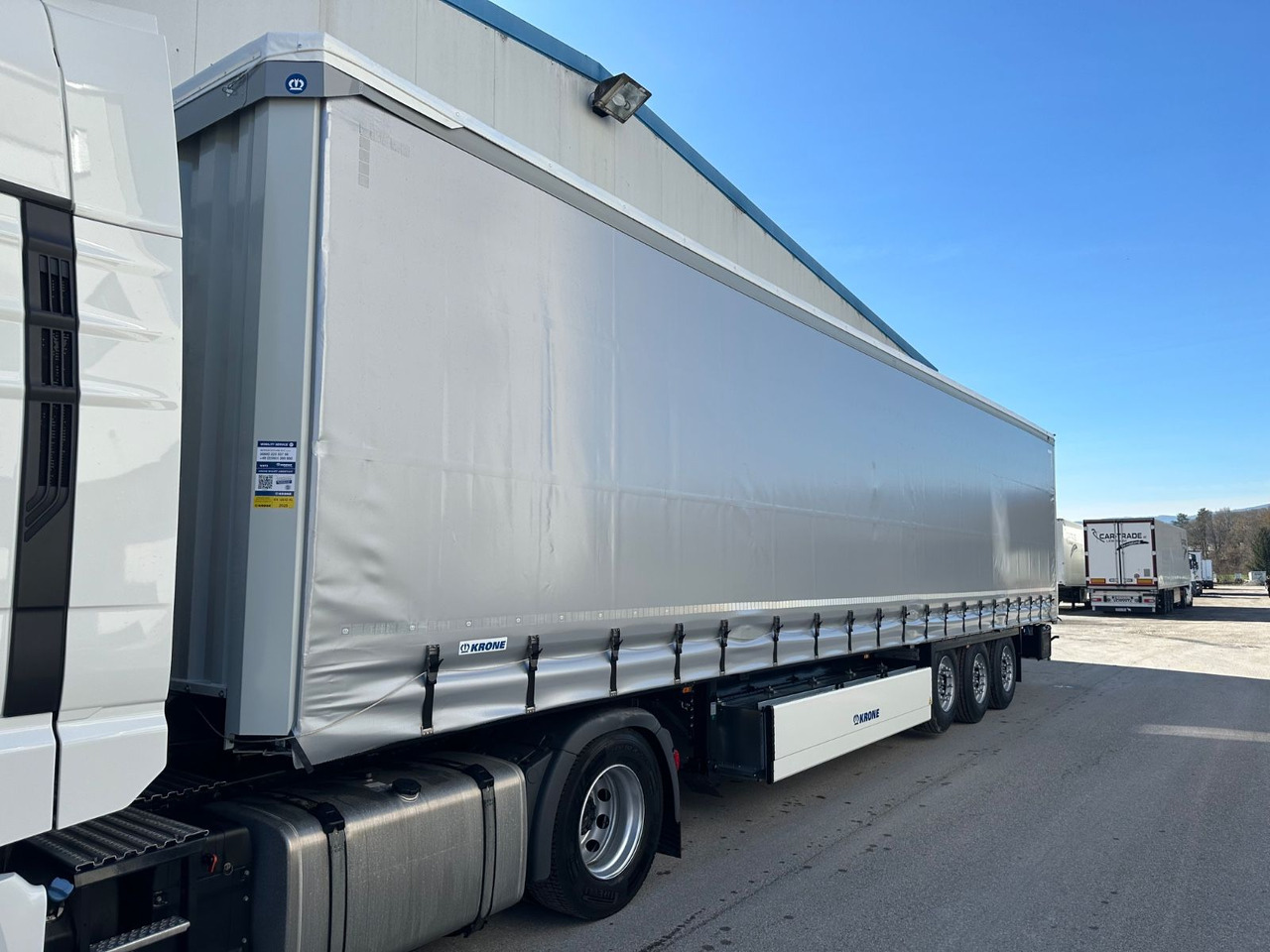 Krone SDP27 Lift/Pal-Kast/Alulatten Krone SDP27 Lift/Pal-Kast/Alulatten 5STK - 커튼사이더 세미 트레일러 : 사진 1 Krone SDP27 Lift/Pal-Kast/Alulatten Krone SDP27 Lift/Pal-Kast/Alulatten 5STK - 커튼사이더 세미 트레일러 : 사진 1