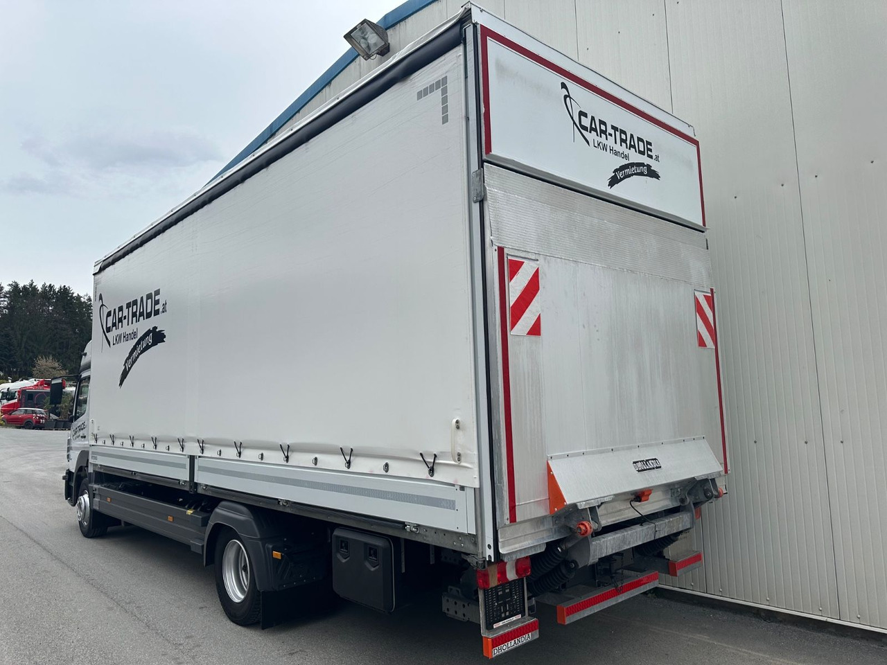 Mercedes-Benz Atego 1524 BigSpace LBW Navi/Kamera - 커튼사이더 트럭 : 사진 4 Mercedes-Benz Atego 1524 BigSpace LBW Navi/Kamera - 커튼사이더 트럭 : 사진 4