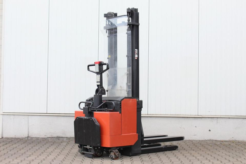 BT LSV1250 - 3400mm - 스태커 : 사진 3 BT LSV1250 - 3400mm - 스태커 : 사진 3