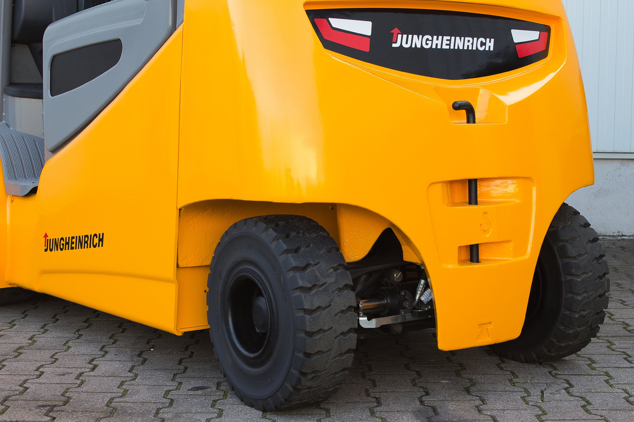 JUNGHEINRICH EFG545 - Triplex - 100% Kapazität - Bj. 2022 - 4,5t - 전기 지게차 : 사진 5 JUNGHEINRICH EFG545 - Triplex - 100% Kapazität - Bj. 2022 - 4,5t - 전기 지게차 : 사진 5