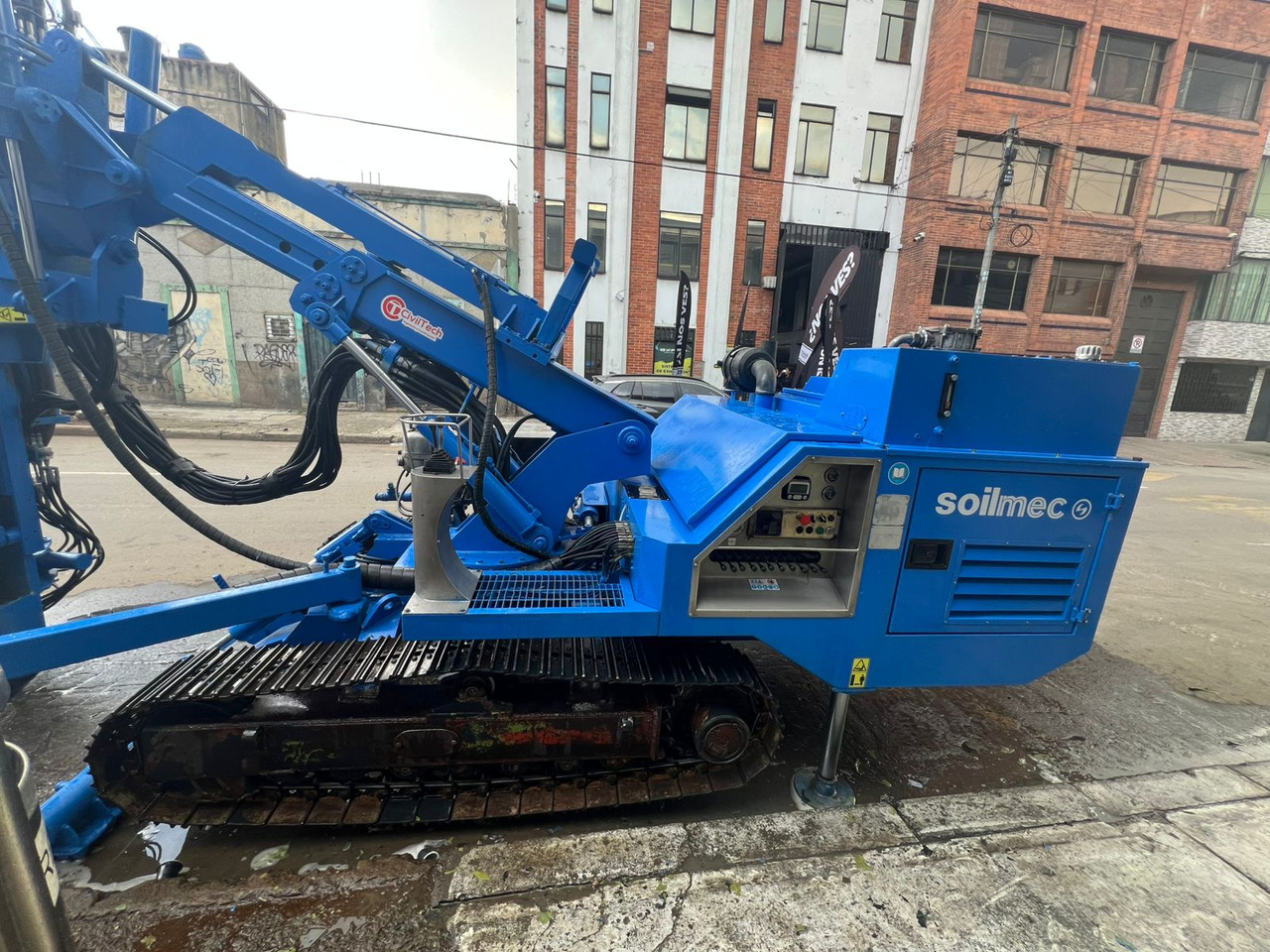 드릴링 리그 SOILMEC SM 8 : 사진 6 드릴링 리그 SOILMEC SM 8 : 사진 6