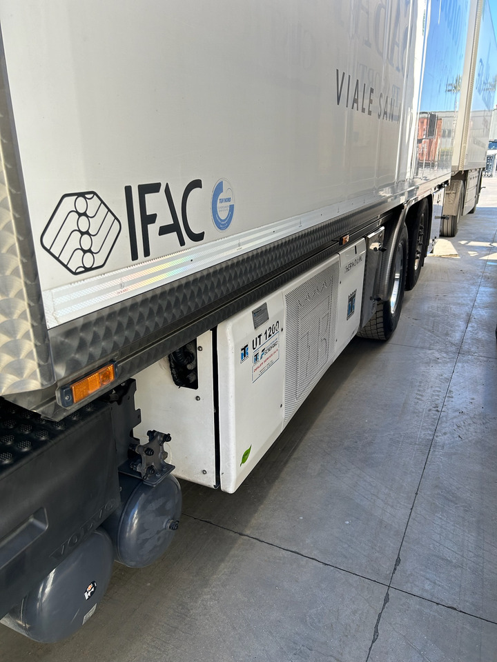 VOLVO FH 750 - 냉동탑차 : 사진 3 VOLVO FH 750 - 냉동탑차 : 사진 3