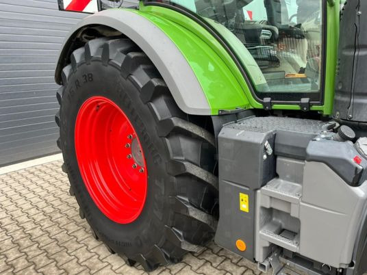 Fendt 720 S4 PROFI PLUS - 장궤형 트랙터 : 사진 5 Fendt 720 S4 PROFI PLUS - 장궤형 트랙터 : 사진 5