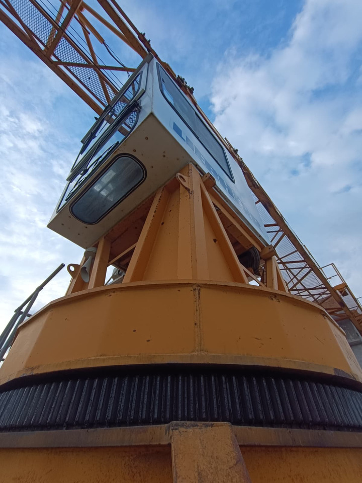 Liebherr 112 EC-H Litronic - 타워 크레인 : 사진 1 Liebherr 112 EC-H Litronic - 타워 크레인 : 사진 1