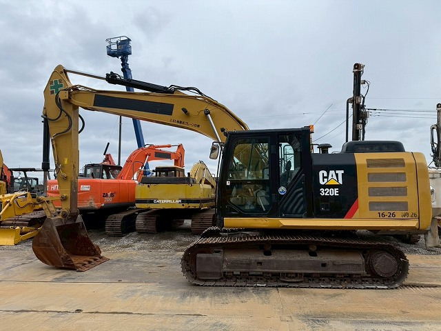 CAT 320E-2 - 크롤러 굴삭기 : 사진 2 CAT 320E-2 - 크롤러 굴삭기 : 사진 2