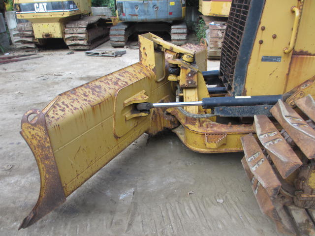 불도저 CAT D3K2 : 사진 16