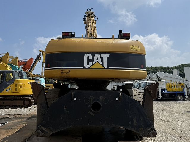 CAT M325C - 폐기물/ 산업 처리기 : 사진 4 CAT M325C - 폐기물/ 산업 처리기 : 사진 4