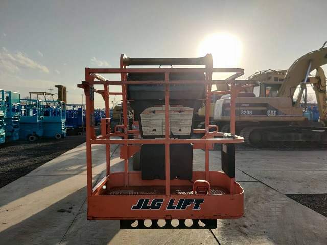 JLG E300AJP - 관절 붐 : 사진 2 JLG E300AJP - 관절 붐 : 사진 2