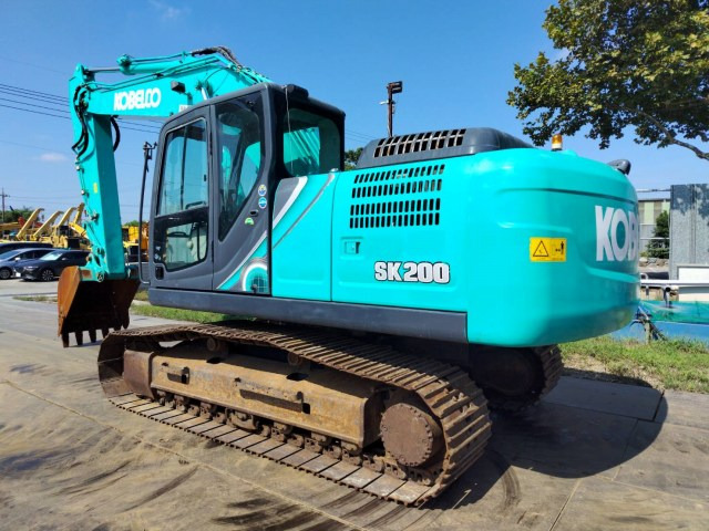 KOBELCO SK200-10 - 크롤러 굴삭기 : 사진 2 KOBELCO SK200-10 - 크롤러 굴삭기 : 사진 2