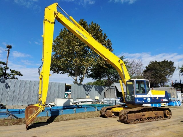 KOMATSU PC200LC-5 - 크롤러 굴삭기 : 사진 1 KOMATSU PC200LC-5 - 크롤러 굴삭기 : 사진 1