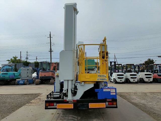 TADANO BT-110-1 - 트럭 탑재 고가작업 플랫폼 : 사진 4 TADANO BT-110-1 - 트럭 탑재 고가작업 플랫폼 : 사진 4