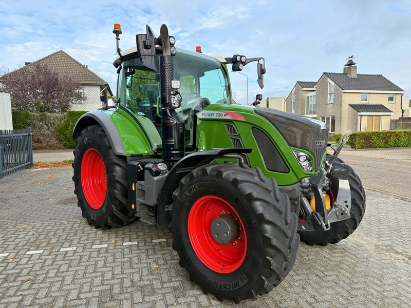 Fendt 720 S4 Vario Profi Plus - 장궤형 트랙터 : 사진 4 Fendt 720 S4 Vario Profi Plus - 장궤형 트랙터 : 사진 4