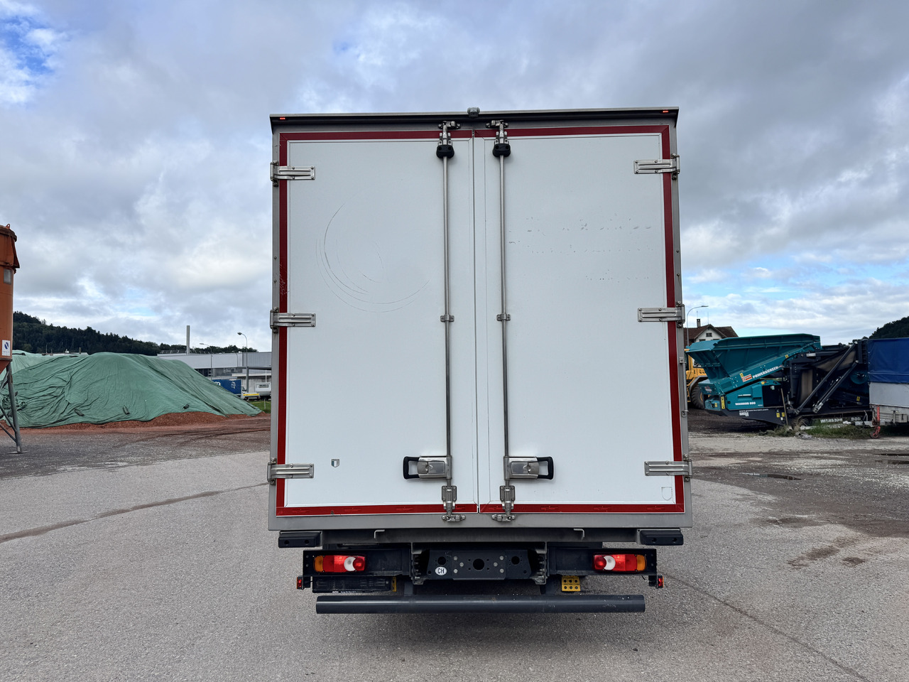 IVECO 80E190 Eurocargo Kühlkoffer (Partikelfilter defekt) - 냉동탑차 : 사진 4 IVECO 80E190 Eurocargo Kühlkoffer (Partikelfilter defekt) - 냉동탑차 : 사진 4