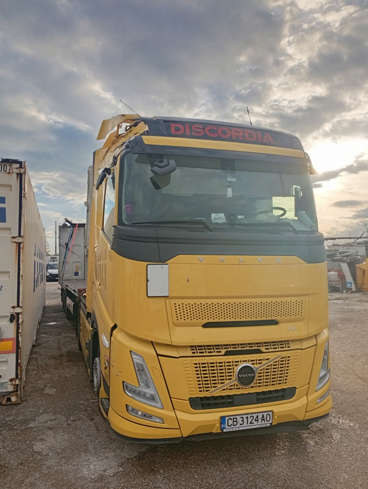 VOLVO FH 460 Aero, Damaged, Located in Bari,Italy - 트랙터 유닛 : 사진 3 VOLVO FH 460 Aero, Damaged, Located in Bari,Italy - 트랙터 유닛 : 사진 3