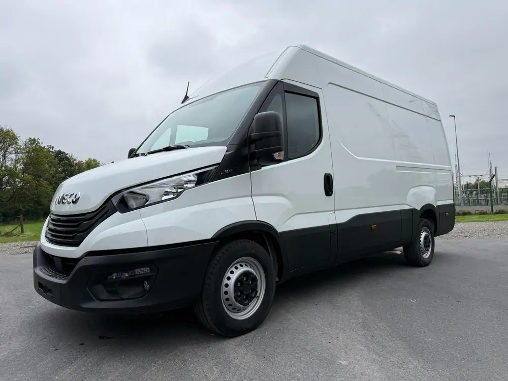 Iveco Daily 35-140 *L3H2*DISPO DE STOCK*Airco*Cruise control - 패널 밴 : 사진 1 Iveco Daily 35-140 *L3H2*DISPO DE STOCK*Airco*Cruise control - 패널 밴 : 사진 1