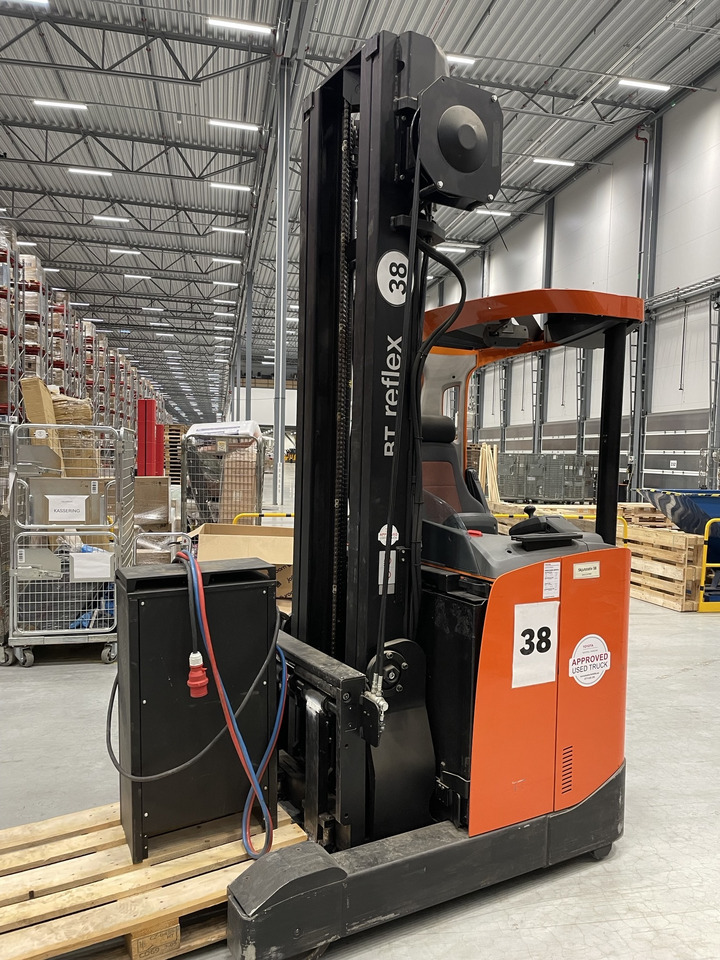 TOYOTA BT-RRE 160E - 리치 트럭 : 사진 5 TOYOTA BT-RRE 160E - 리치 트럭 : 사진 5