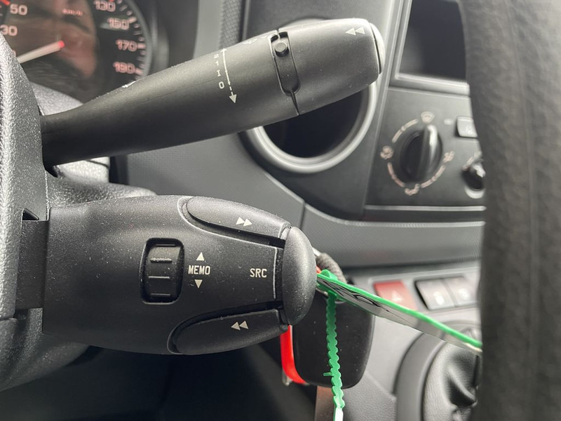 소형 밴 Peugeot Partner 1.6 BlueHDi E6 BPM Vrij! Lease €167 p/m, Airco, Cruise controle, onderhoudshistorie aanwezig : 사진 13