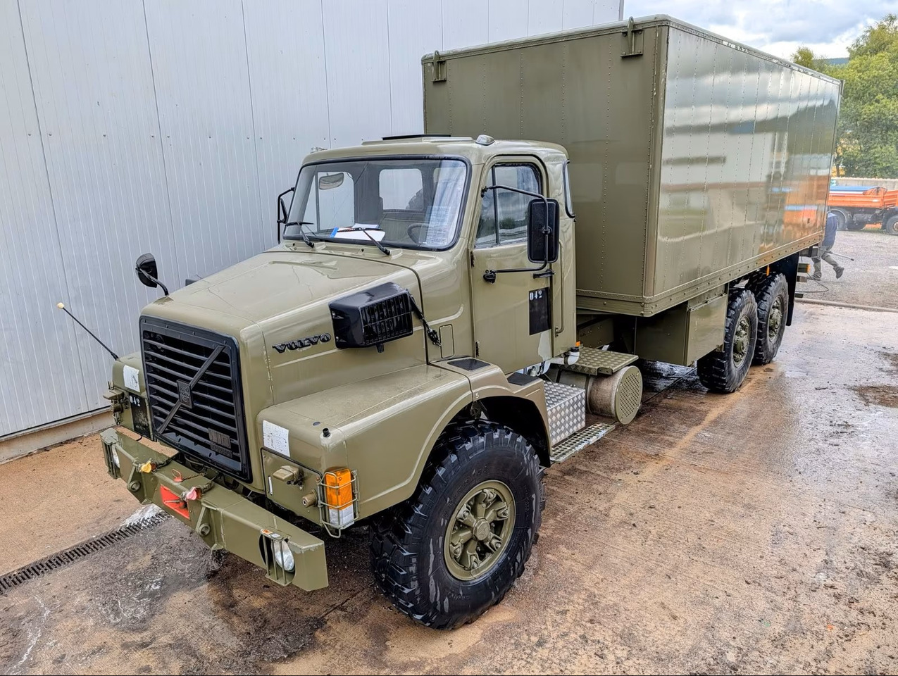 VOLVO N10 - 박스 트럭 : 사진 1 VOLVO N10 - 박스 트럭 : 사진 1