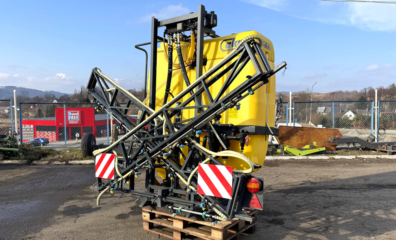 AKP 1200 - 2011 ROK - 12 M - 트랙터 탑재 스프레이 : 사진 2 AKP 1200 - 2011 ROK - 12 M - 트랙터 탑재 스프레이 : 사진 2