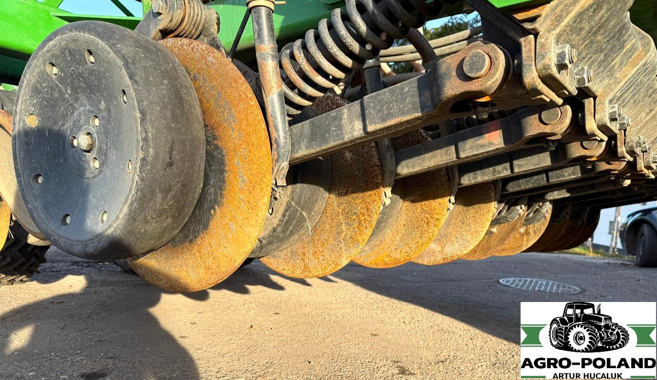 JOHN DEERE 750A - 2017 ROK - 6 M - 2649 H - GREENSTAR/ISOBUS - NOWSZY MODEL - 파종기 : 사진 5 JOHN DEERE 750A - 2017 ROK - 6 M - 2649 H - GREENSTAR/ISOBUS - NOWSZY MODEL - 파종기 : 사진 5