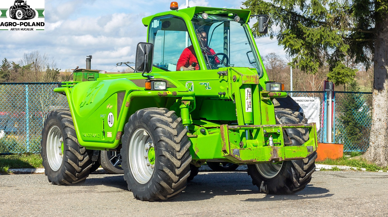텔레스코픽 핸들러 MERLO P 41.7 FARMER - 2010 ROK - WAGA - ŁYŻKA 2.5 M3- WIDŁY + UKŁAD PNEUMATYCZNY : 사진 5