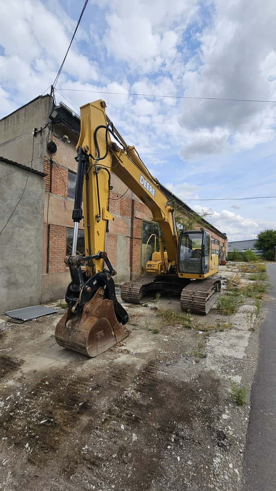 John Deere 200C LC - 크롤러 굴삭기 : 사진 3 John Deere 200C LC - 크롤러 굴삭기 : 사진 3