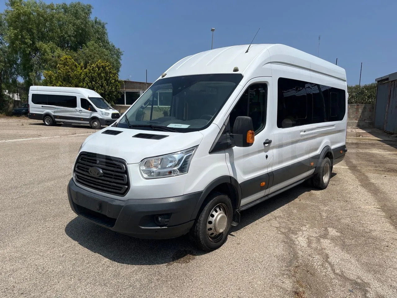Ford Transit - 소형 버스, 승합차 : 사진 4 Ford Transit - 소형 버스, 승합차 : 사진 4