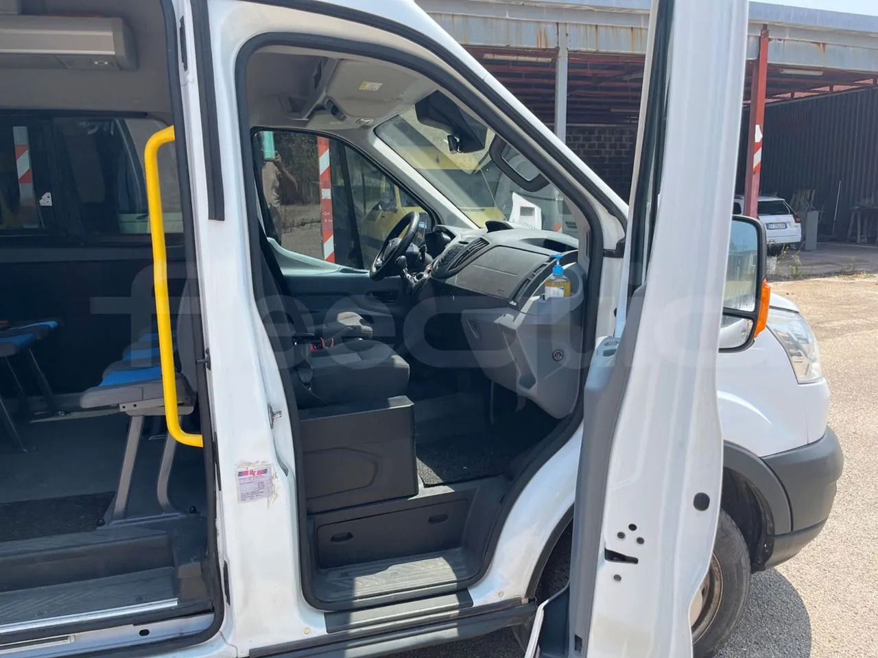 소형 버스, 승합차 Ford Transit : 사진 13