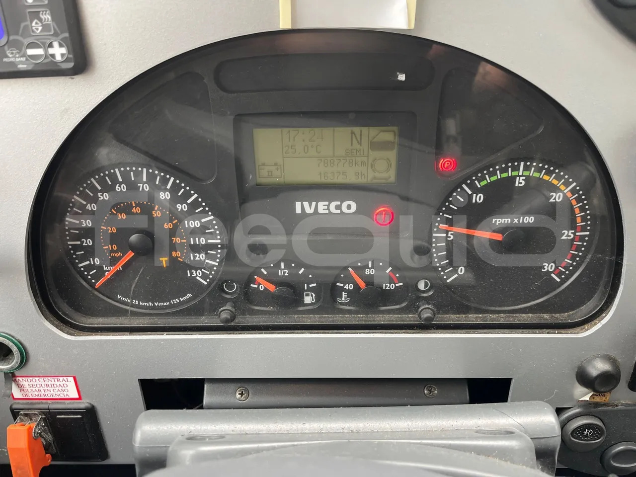 Irisbus 397E.12 - 대형 버스 : 사진 3 Irisbus 397E.12 - 대형 버스 : 사진 3