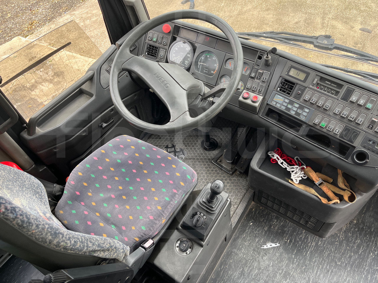 리스  Iveco 380 Iveco 380 : 사진 19