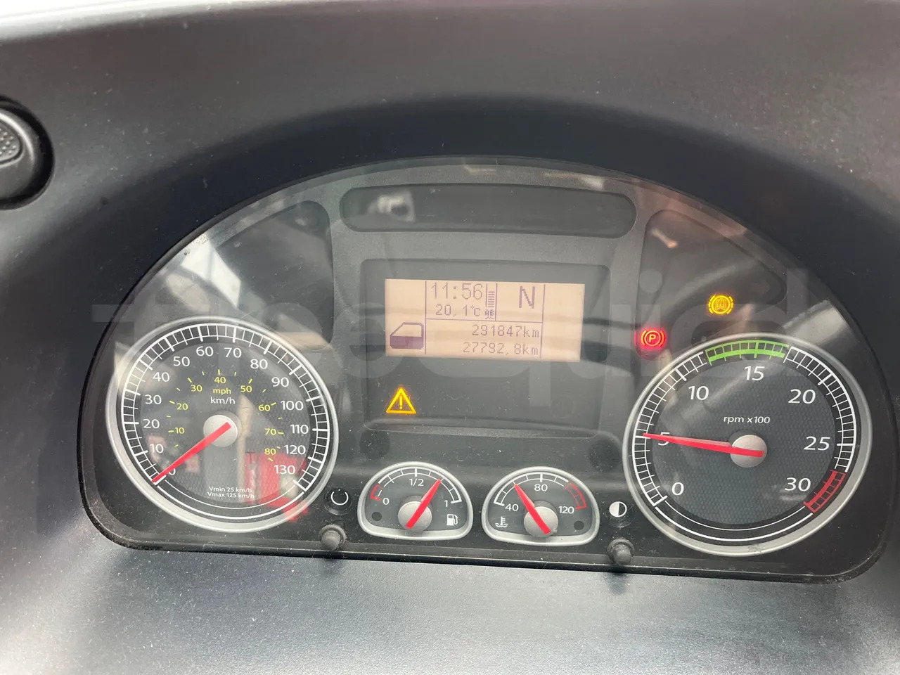 Iveco Crossway - 교외 버스 : 사진 3 Iveco Crossway - 교외 버스 : 사진 3