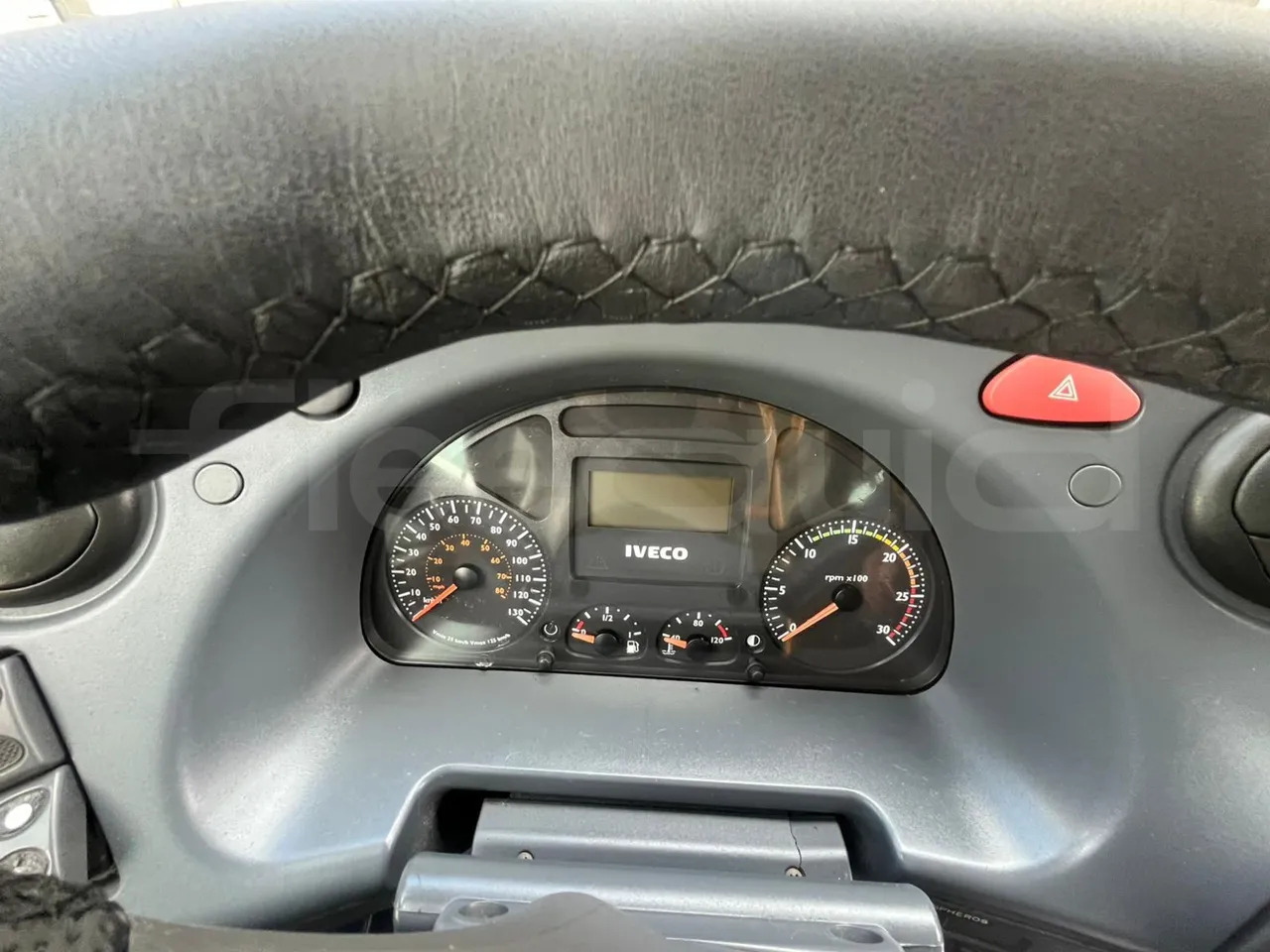 Iveco Crossway - 교외 버스 : 사진 3 Iveco Crossway - 교외 버스 : 사진 3