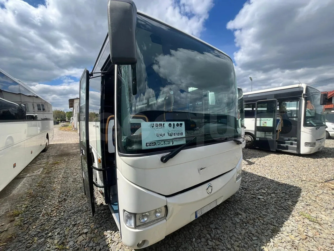 Iveco Crossway - 교외 버스 : 사진 1 Iveco Crossway - 교외 버스 : 사진 1