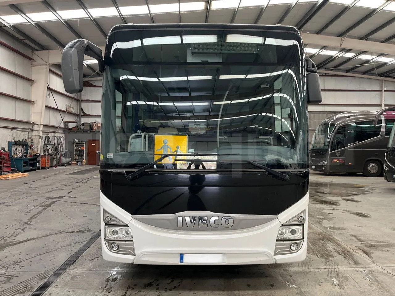 Iveco Crossway - 교외 버스 : 사진 2 Iveco Crossway - 교외 버스 : 사진 2
