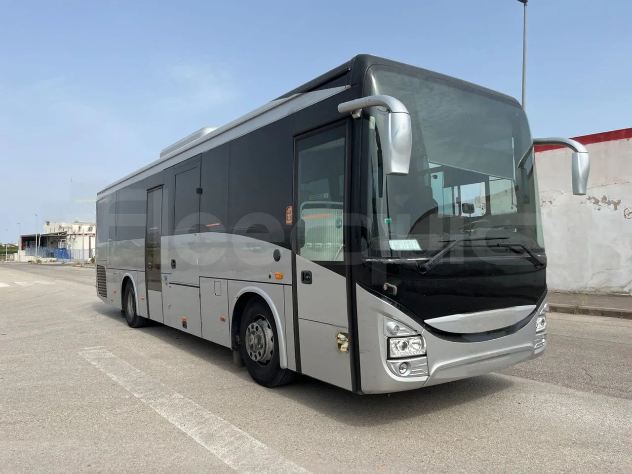Iveco Crossway - 교외 버스 : 사진 1 Iveco Crossway - 교외 버스 : 사진 1