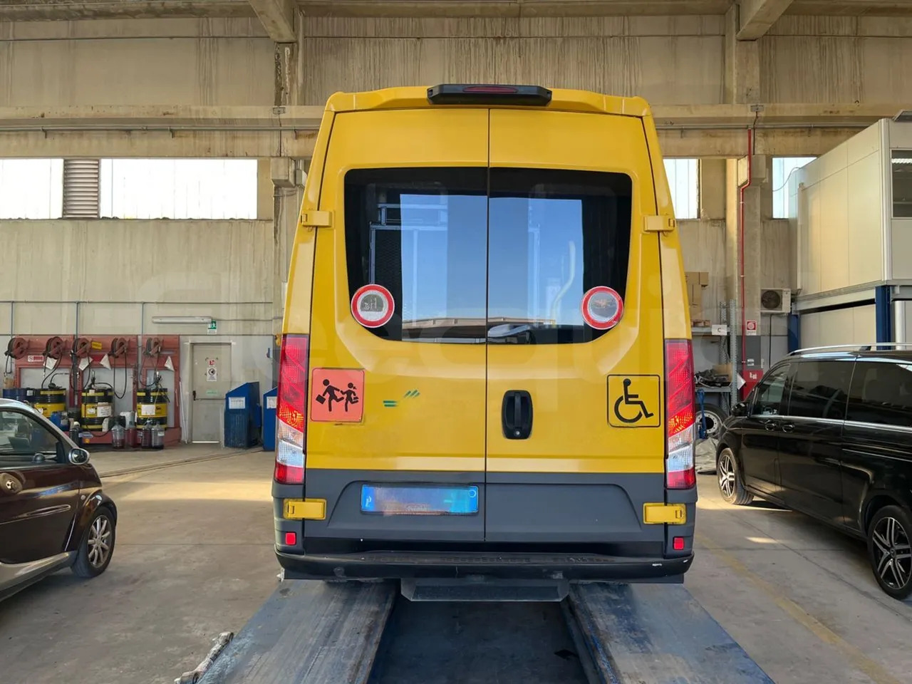 Iveco Daily - 스쿨버스 : 사진 5 Iveco Daily - 스쿨버스 : 사진 5