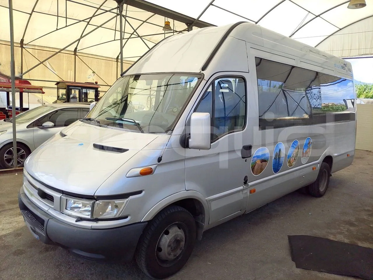 Iveco Daily - 소형 버스, 승합차 : 사진 4 Iveco Daily - 소형 버스, 승합차 : 사진 4