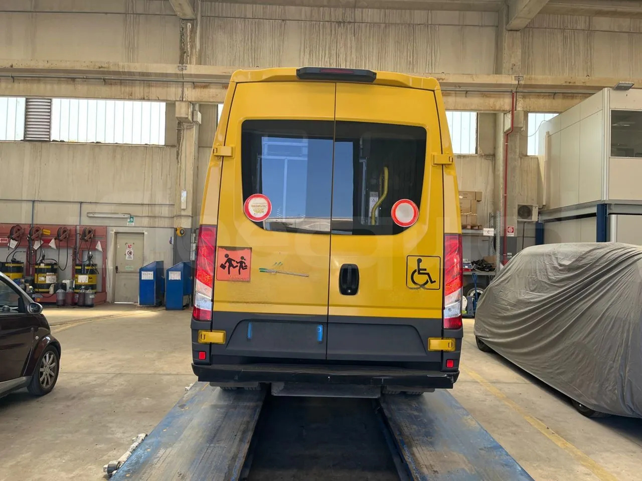 Iveco Daily - 스쿨버스 : 사진 5 Iveco Daily - 스쿨버스 : 사진 5