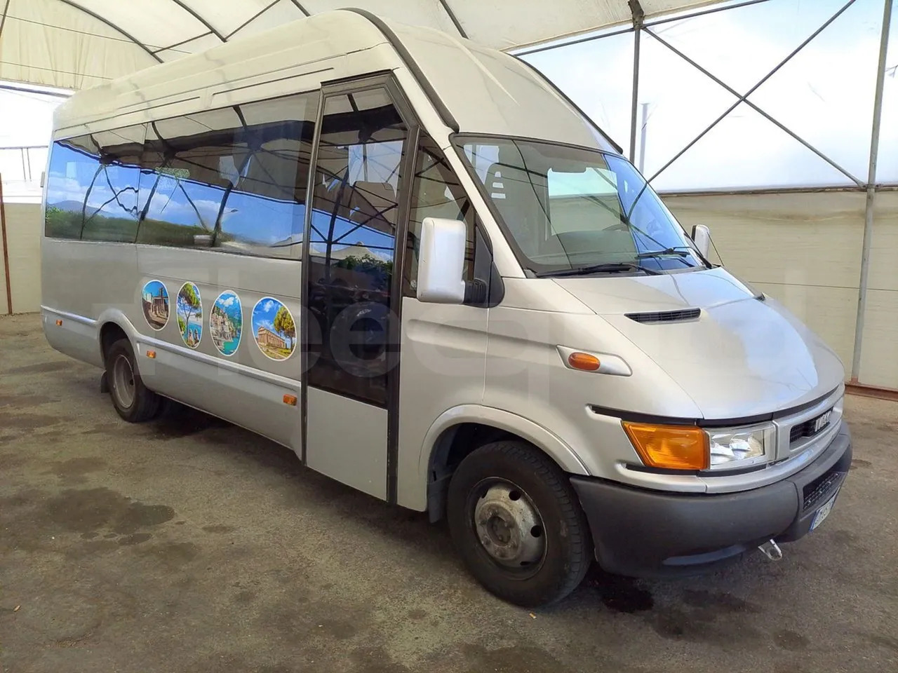 Iveco Daily - 소형 버스, 승합차 : 사진 1 Iveco Daily - 소형 버스, 승합차 : 사진 1