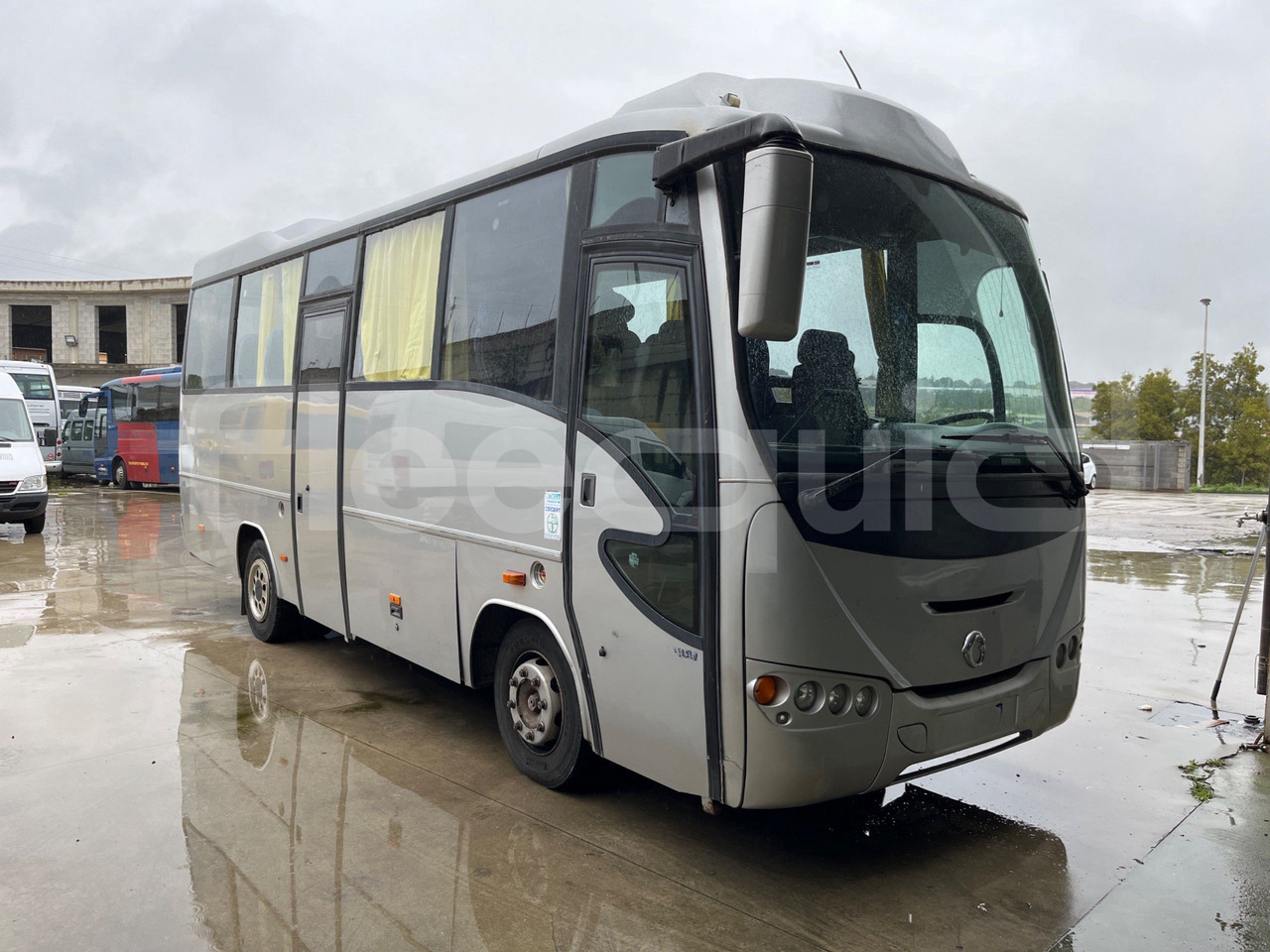 Iveco Eurocargo - 대형 버스 : 사진 1 Iveco Eurocargo - 대형 버스 : 사진 1