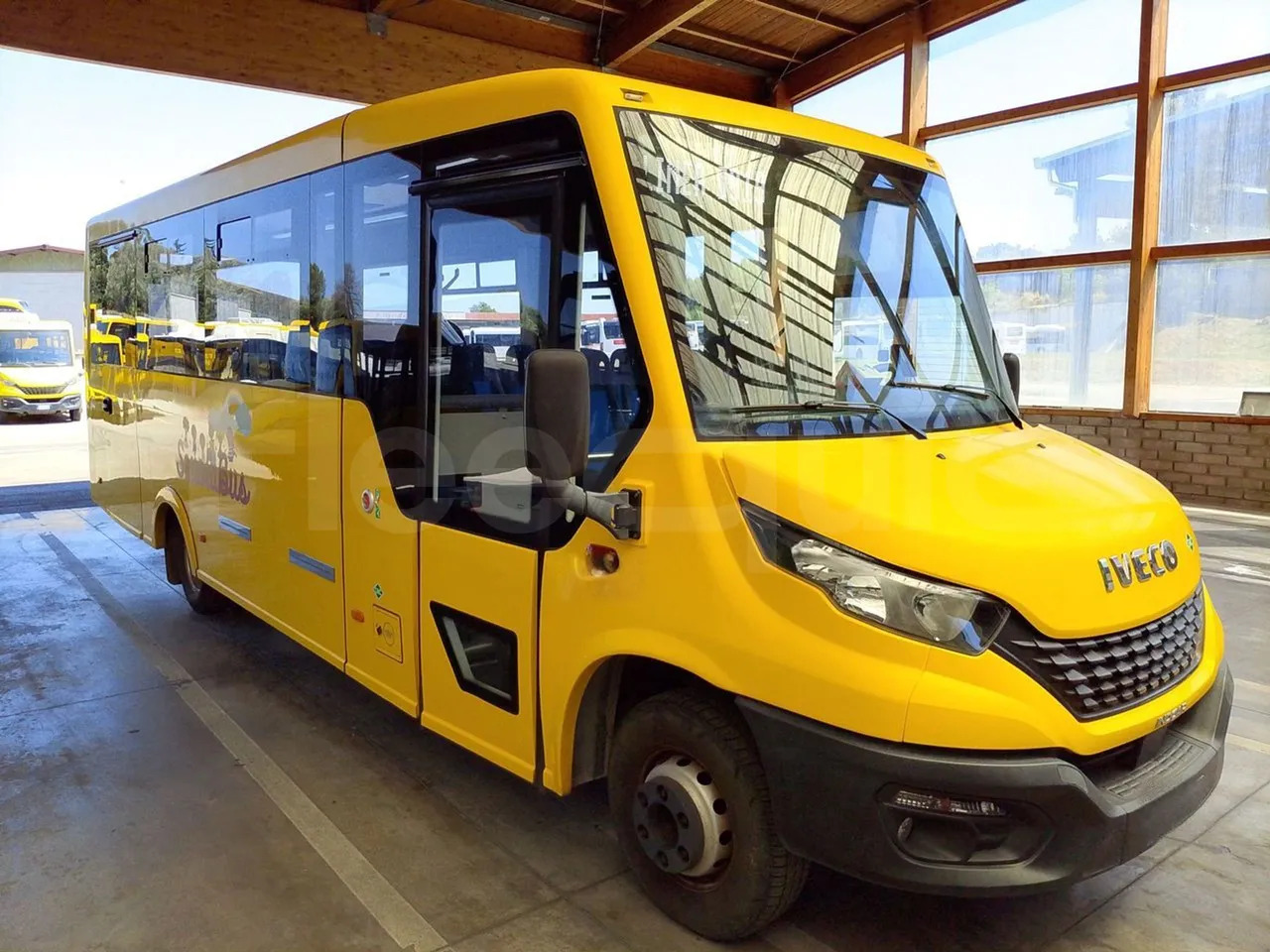 Iveco Indcar - 스쿨버스 : 사진 1 Iveco Indcar - 스쿨버스 : 사진 1