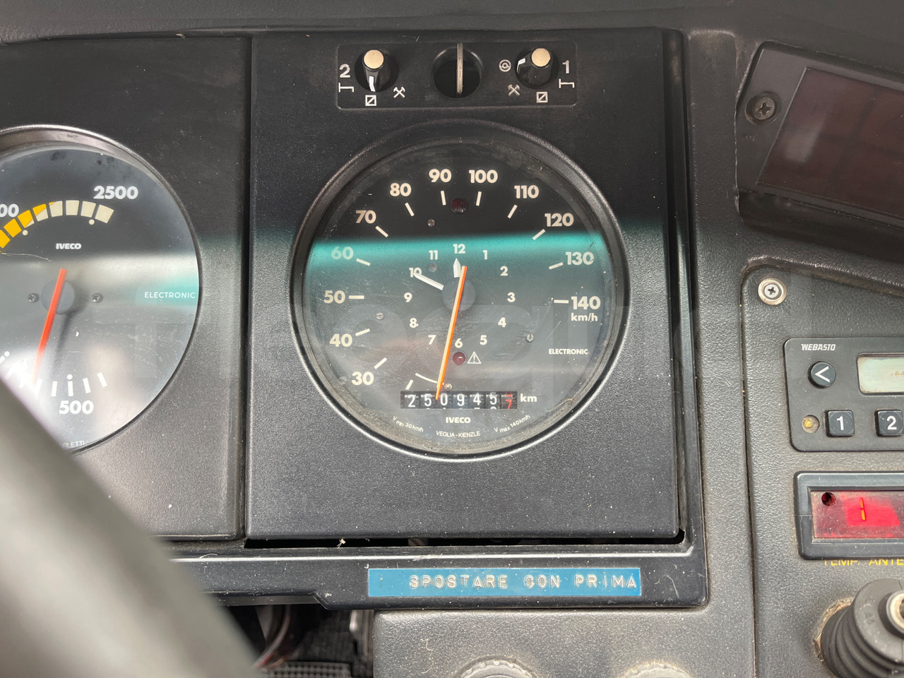 Iveco Orlandi - 대형 버스 : 사진 3 Iveco Orlandi - 대형 버스 : 사진 3