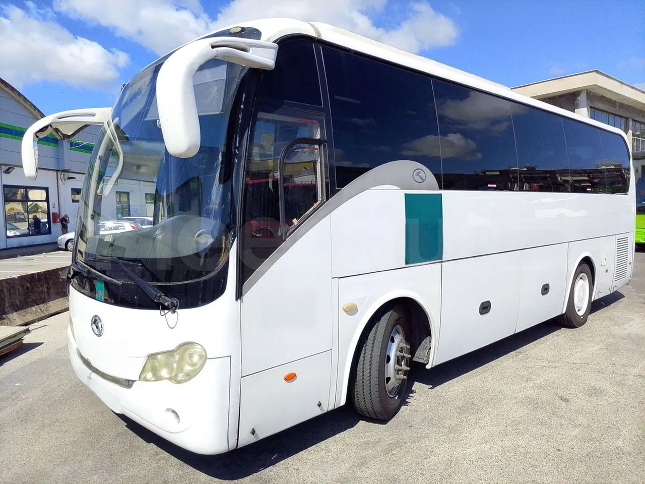 King Long XMQ6900 - 대형 버스 : 사진 4 King Long XMQ6900 - 대형 버스 : 사진 4