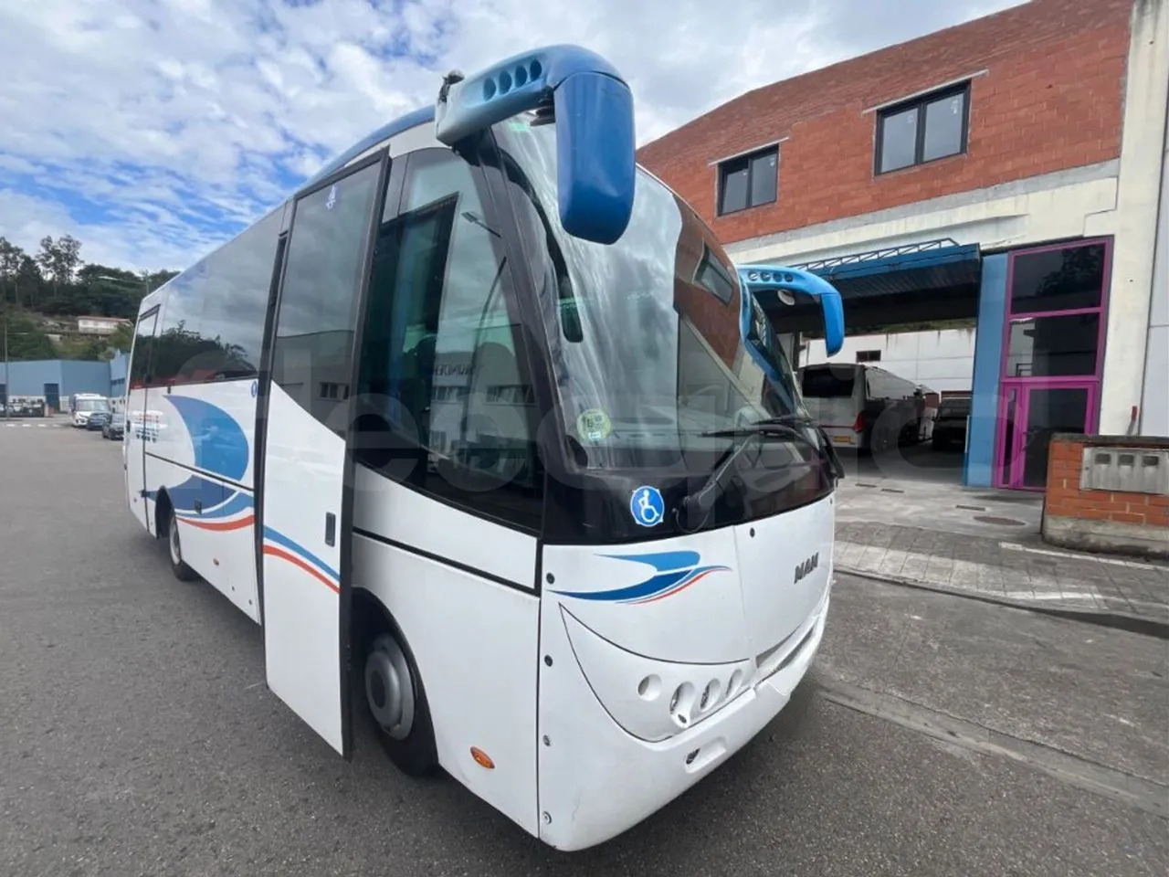 Man Dexon - 대형 버스 : 사진 1 Man Dexon - 대형 버스 : 사진 1